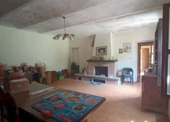 Salone - Rustico via Roma, Castell'Alfero - foto 19