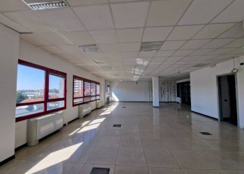 Ufficio - Ufficio via 25 Aprile, 5, Pero - foto 15