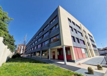 Facciata - Ufficio via 25 Aprile, 5, Pero - foto 1