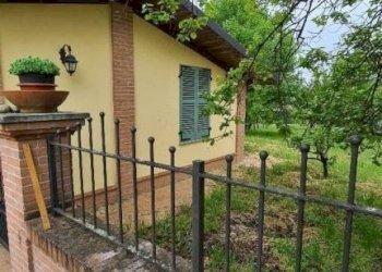 Dettagli - Villa a Schiera via de Pianca, Azzano d'Asti - foto 2