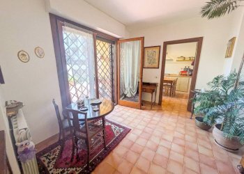 Ingresso - Villa a Schiera viale di Castel Porziano, Roma - foto 5