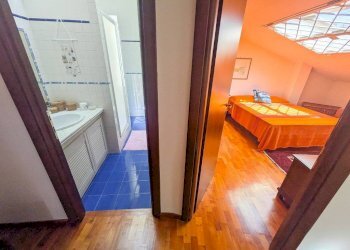 Disimpegno - Villa a Schiera viale di Castel Porziano, Roma - foto 25