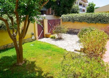 Giardino - Villa a Schiera viale di Castel Porziano, Roma - foto 26