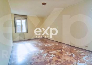 Three-room apartment Via Ammiraglio Curzon, Villa San Giovanni - photo 11