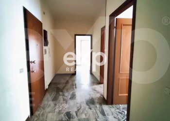Four-room apartment Via Ammiraglio Curzon, Villa San Giovanni - photo 16