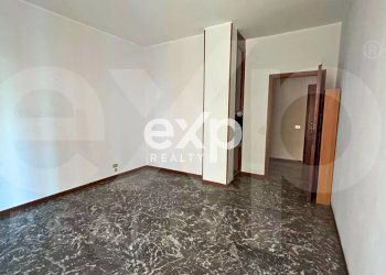 Four-room apartment Via Ammiraglio Curzon, Villa San Giovanni - photo 24