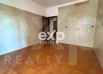 Four-room apartment Via Ammiraglio Curzon, Villa San Giovanni - photo 25