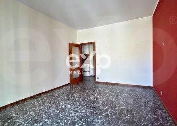 Four-room apartment Via Ammiraglio Curzon, Villa San Giovanni - photo 30