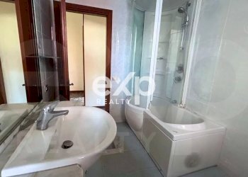 Four-room apartment Via Ammiraglio Curzon, Villa San Giovanni - photo 38