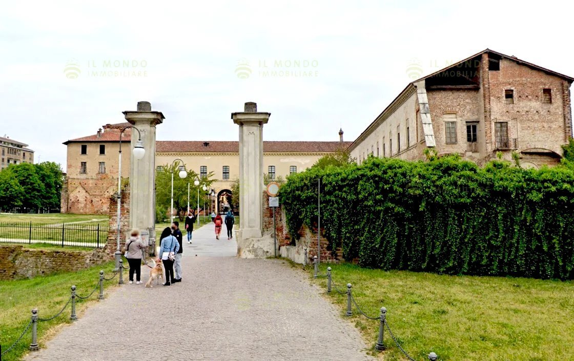 Locale Commerciale Via Giardino, snc., Melegnano - foto 2