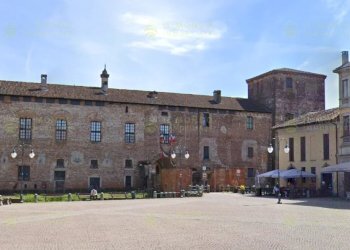 Locale Commerciale Via Giardino, snc., Melegnano - foto 1