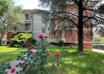 Quadrilocale Via dei Fiori, 7, Romano Canavese - foto 1