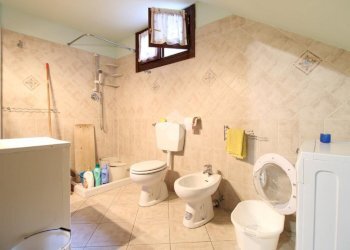 Four-room apartment Via Radici Nord, Castellarano - photo 14