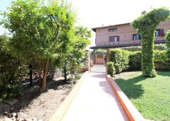 Four-room apartment Via Radici Nord, Castellarano - photo 16