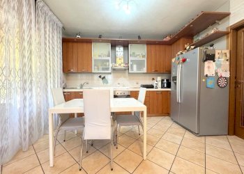Two-room apartment Via umberto giordano, Cesate - photo 8