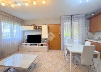 Two-room apartment Via umberto giordano, Cesate - photo 11