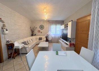 Two-room apartment Via umberto giordano, Cesate - photo 13
