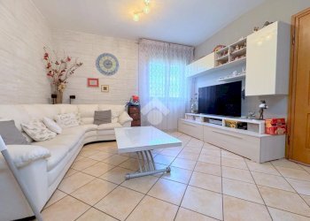 Two-room apartment Via umberto giordano, Cesate - photo 14