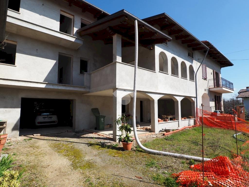 Independent house Via V. Veneto, Roasio - photo 1