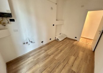 Bilocale Via San Bartolomeo del Fossato, Genova (zona Sampierdarena) - foto 10