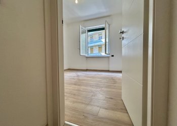 Bilocale Via San Bartolomeo del Fossato, Genova (zona Sampierdarena) - foto 16