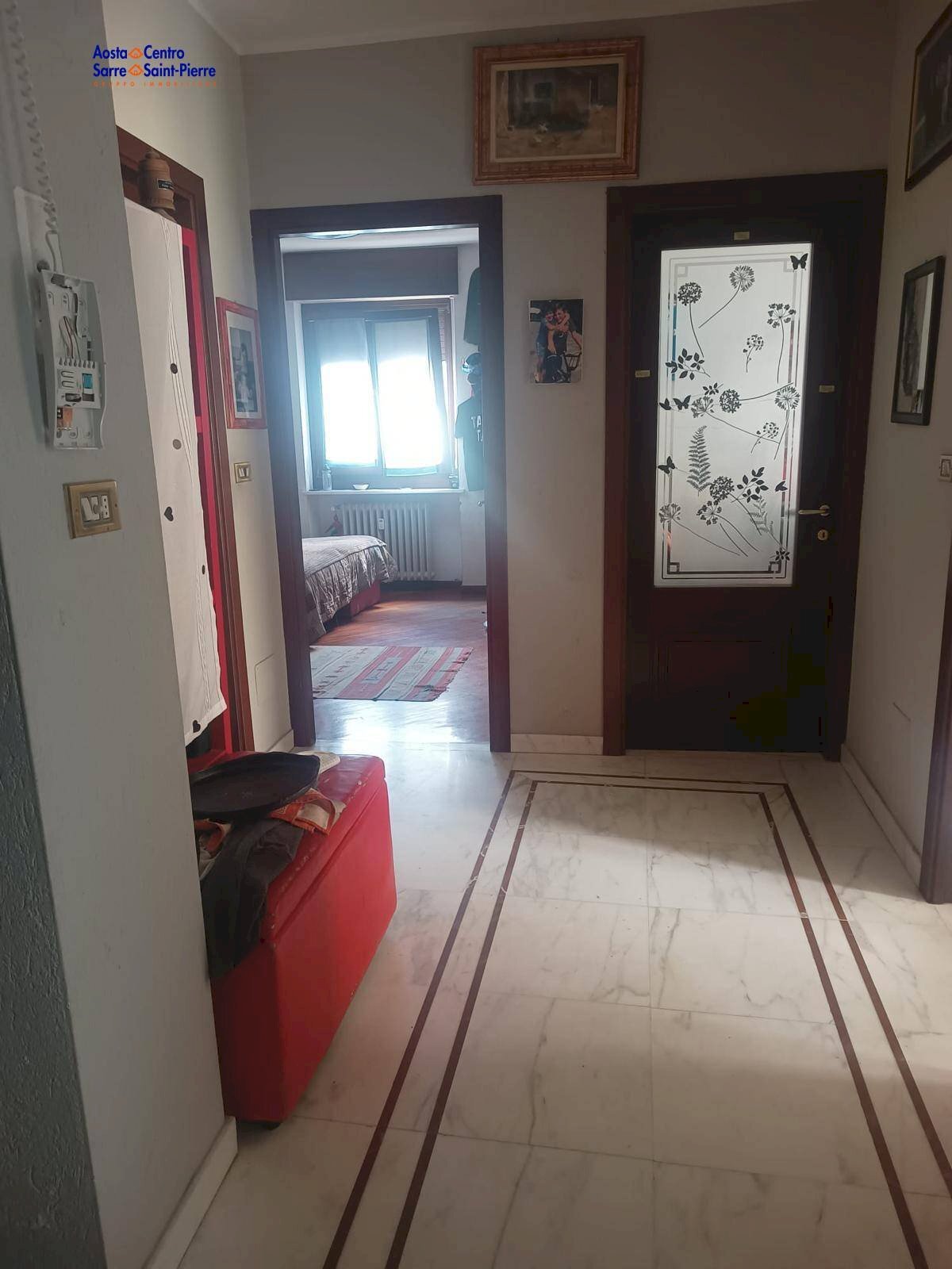 Foto 2 - Three-room apartment Piazza Cavalieri di Vittorio Veneto
 
12, Aosta - photo 2