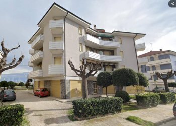 Foto 22 - Quadrilocale Piazza Marinai d'Italia
 
snc, Porto San Giorgio - foto 22