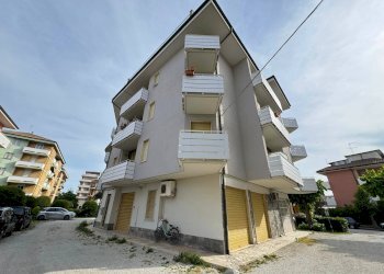 Foto 23 - Quadrilocale Piazza Marinai d'Italia
 
snc, Porto San Giorgio - foto 23