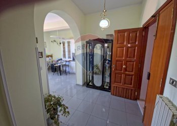 Hall / corridoio - Quadrilocale Via Roberta Lanzino
 
26, San Marco Argentano - foto 8