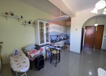 Sala da pranzo - Quadrilocale Via Roberta Lanzino
 
26, San Marco Argentano - foto 2