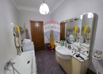 Bagno - Quadrilocale Via Roberta Lanzino
 
26, San Marco Argentano - foto 30