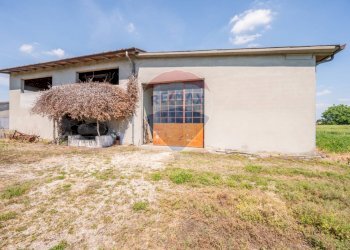 Casa all\'aperto - Rustico VIA PO MORTO
 
36, Torricella del Pizzo - foto 45