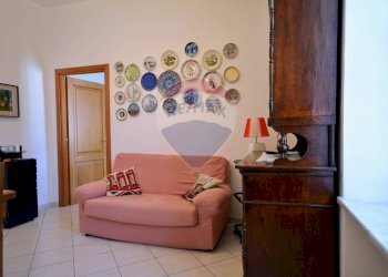 Soggiorno - Three-room apartment via Garibaldi
107, Carcare - photo 4