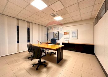 Ufficio - Ufficio Via Pasubio
10, San Benedetto del Tronto - foto 2