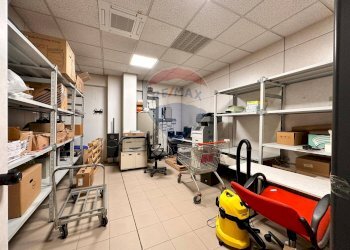 Dispensa di stoccaggio - Ufficio Via Pasubio
10, San Benedetto del Tronto - foto 16