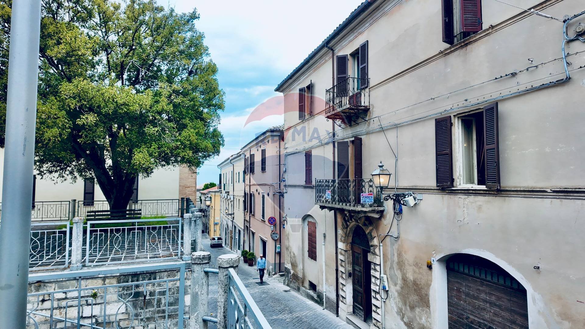 Edificio all\'aperto - Casa indipendente Corso Garibaldi
 
10, Cingoli - foto 3