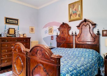 Camera / camera da letto - Independent house Corso Garibaldi
 
10, Cingoli - photo 34