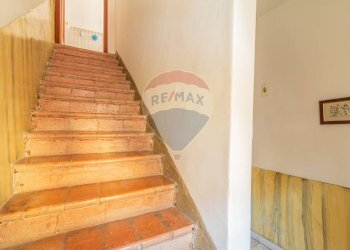 Scale - Trilocale Via di Cellere
 
53, Ischia di Castro - foto 6