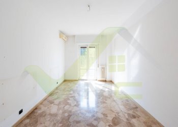 Foto 10 - Bilocale Via Madonnina
 
12, Melzo - foto 10