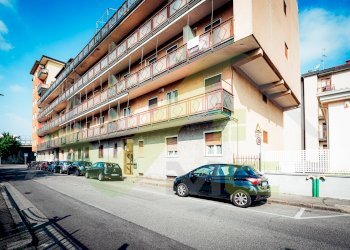 Foto 2 - Bilocale Via Madonnina
 
12, Melzo - foto 2