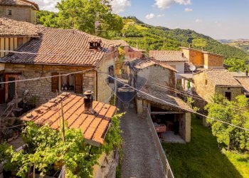 Casa all\'aperto - Locale Commerciale via Spigone
14, Vetto - foto 11