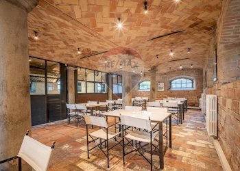 Sala da pranzo - Locale Commerciale via Spigone
14, Vetto - foto 26