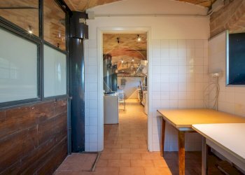 Cucina - Locale Commerciale via Spigone
14, Vetto - foto 30