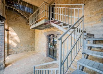 Scale - Locale Commerciale via Spigone
14, Vetto - foto 44