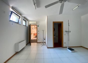 Foto 18 - Ufficio vicolo Brennero
 
2, Sant'Ambrogio di Valpolicella - foto 18