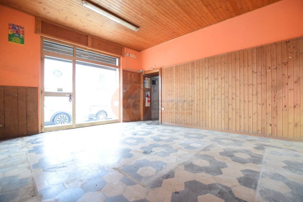 Foto 1 - Locale Commerciale VIA TRIESTE
 
20, Nuoro - foto 1