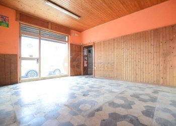 Foto 1 - Locale Commerciale VIA TRIESTE
 
20, Nuoro - foto 1