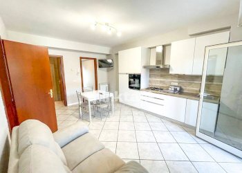 Foto 2 - Trilocale Via Scale di Sant'Antonio, Aci Catena - foto 2