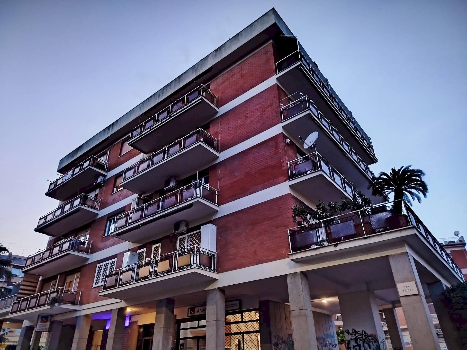 Foto 2 - Bilocale Via Tasso
 
3, Pomezia - foto 2