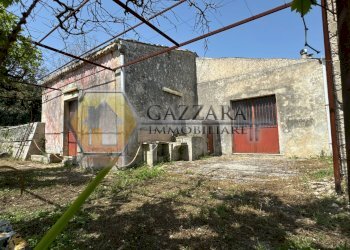 Foto 3 - Terreno agricolo C.da Palombara
 
sn, Canicattini Bagni - foto 3